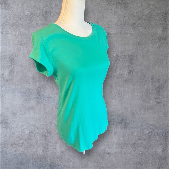 Liz Claiborne Green Fitted Tee, NEW - Picture 5 of 5